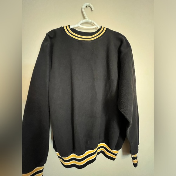 Vintage 90s Mt. Spokane Knitting Mills Black and Yellow Iowa Heavy Sweatshirt - Picture 3 of 4